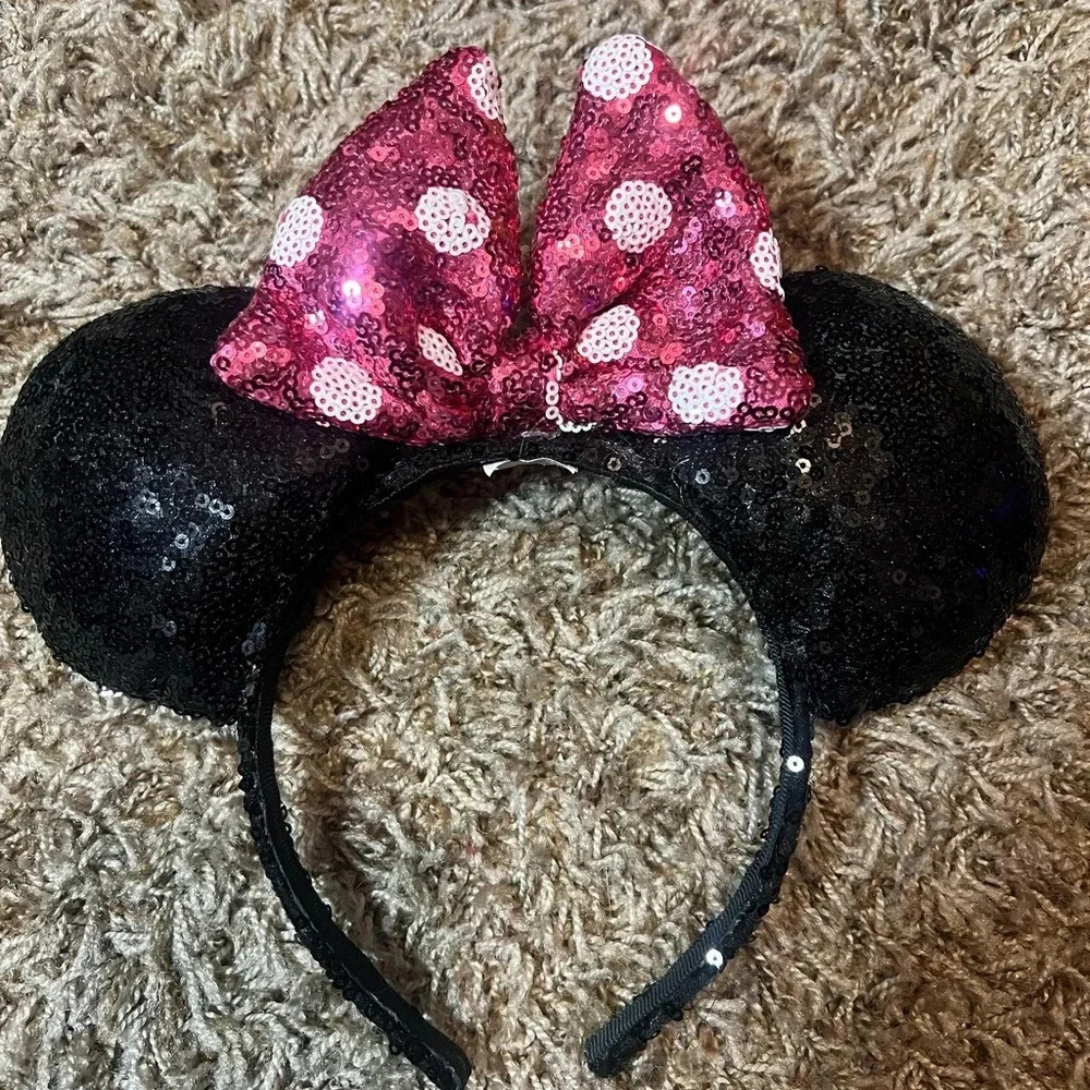 Sparkly Disneyland Minnie Mouse Ears
